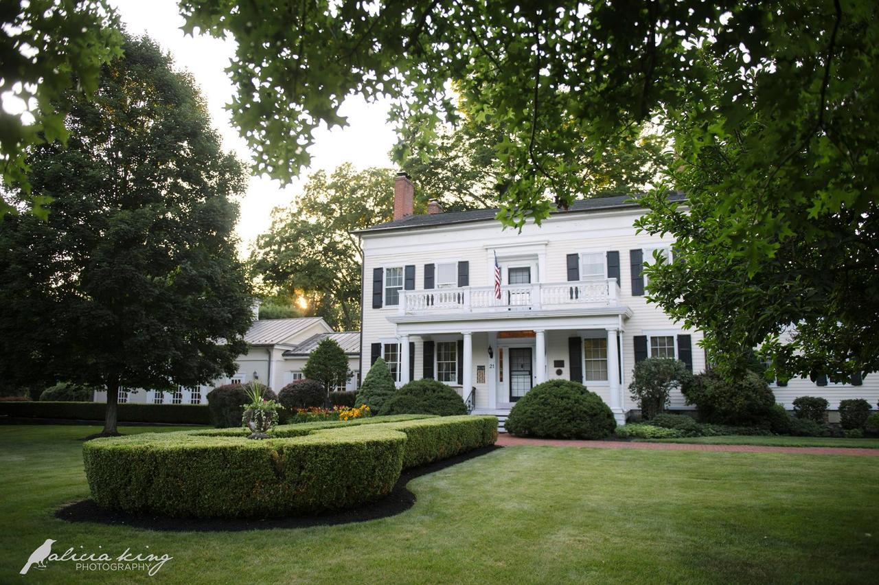 Bykenhulle House Bed And Breakfast Hopewell Junction Exteriör bild