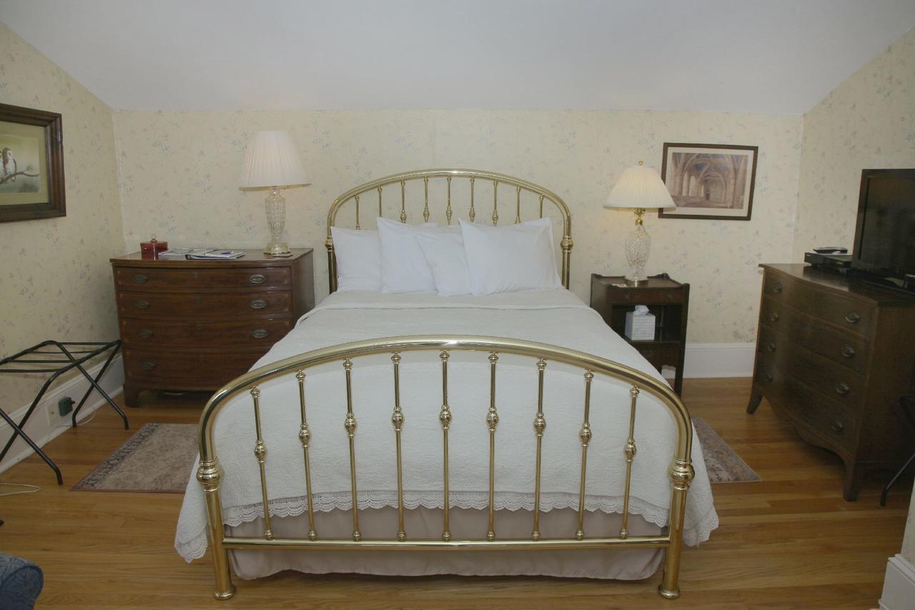 Bykenhulle House Bed And Breakfast Hopewell Junction Exteriör bild