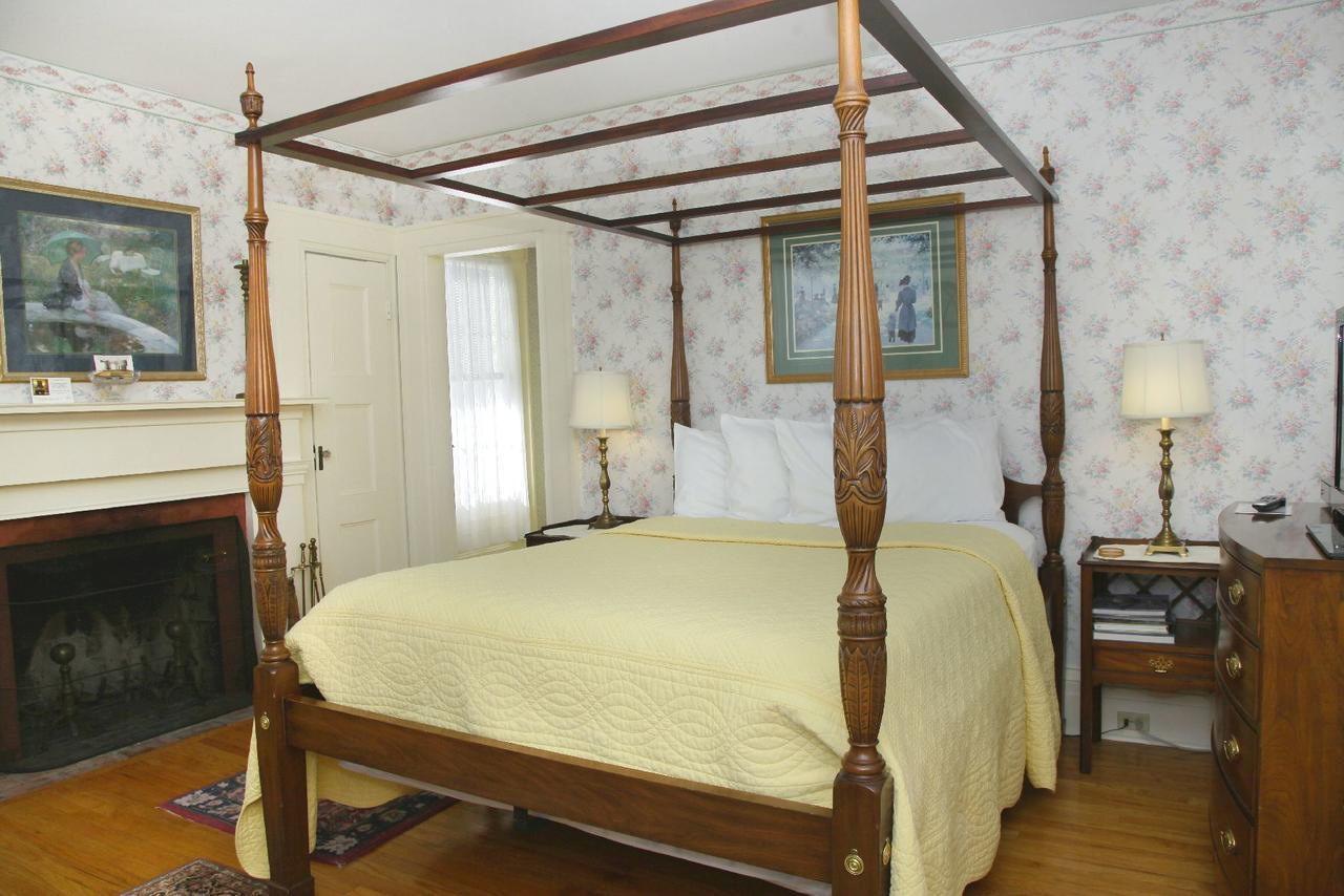 Bykenhulle House Bed And Breakfast Hopewell Junction Exteriör bild