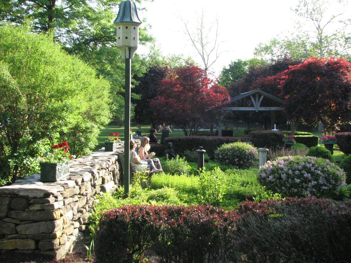 Bykenhulle House Bed And Breakfast Hopewell Junction Exteriör bild